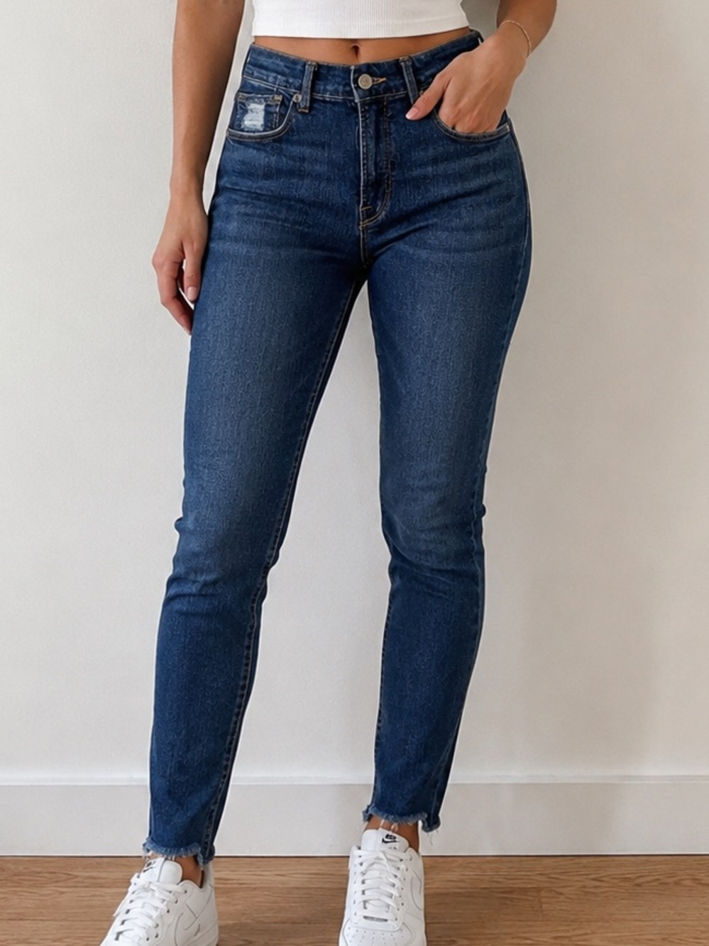 Good American Good Legs Skinny Jeans 10/30 High Rise Raw Hem Stretch